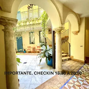 hotel-conde-de-cardenas.es-andalucia.com/